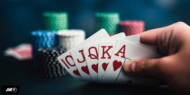 Chia sẻ luật chơi Poker đến các game thủ